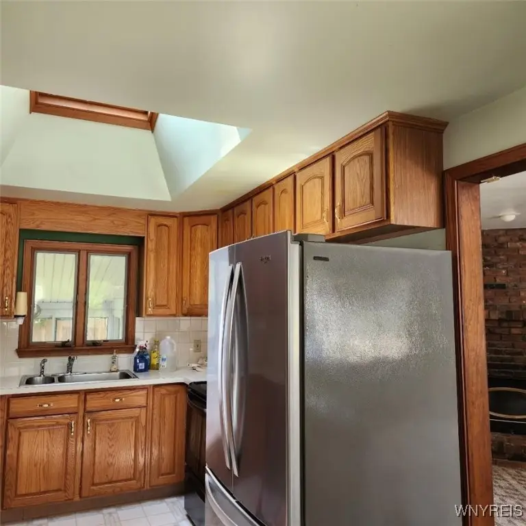 1296 Greenbrier Lane, North Tonawanda, NY 14120 - Image #3