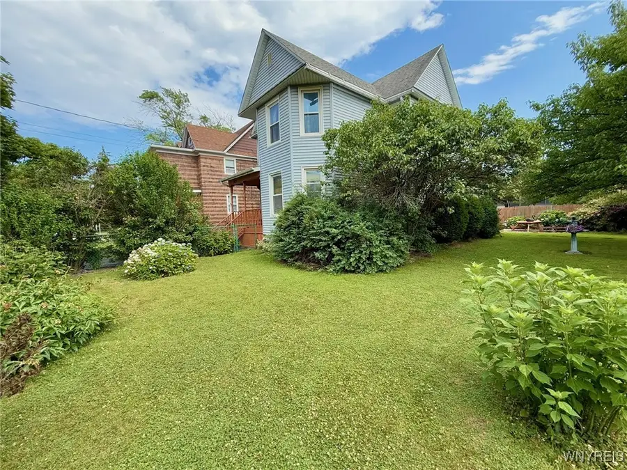 2821 Walnut Avenue, Niagara Falls, NY 14301 - #3