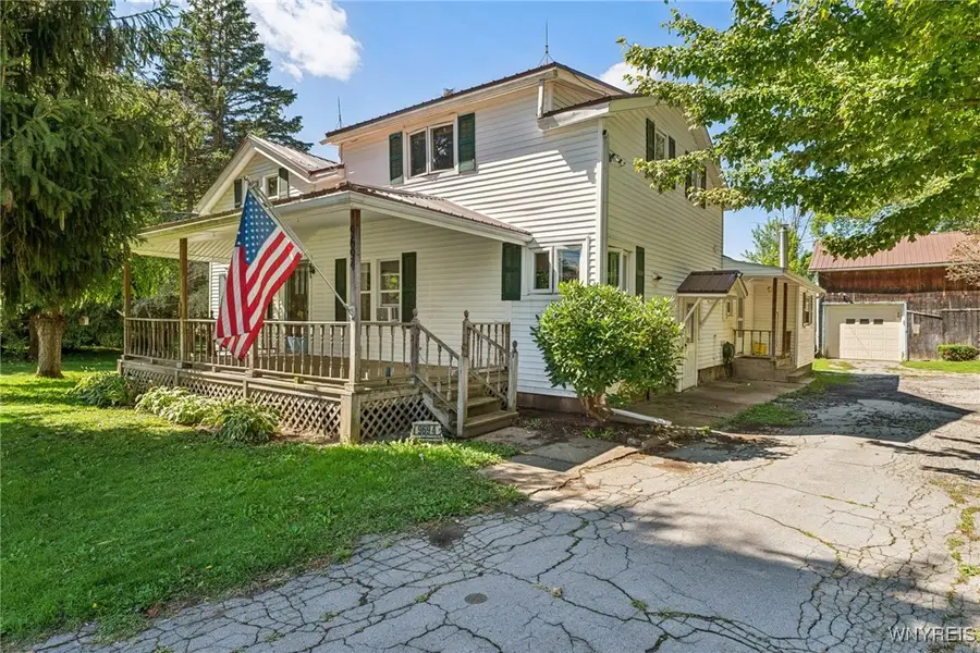 9694 Versailles Road, Angola, NY 14006 - Image #2