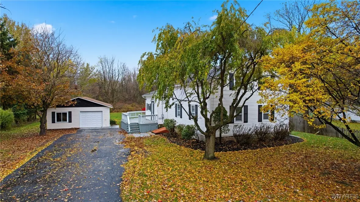 4269 Freeman Road, Middleport, NY 14105 - Image #1