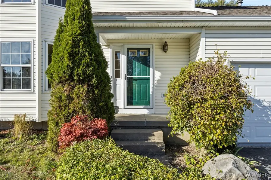 1 Southpoint Drive, Lancaster, NY 14086 - Image #3