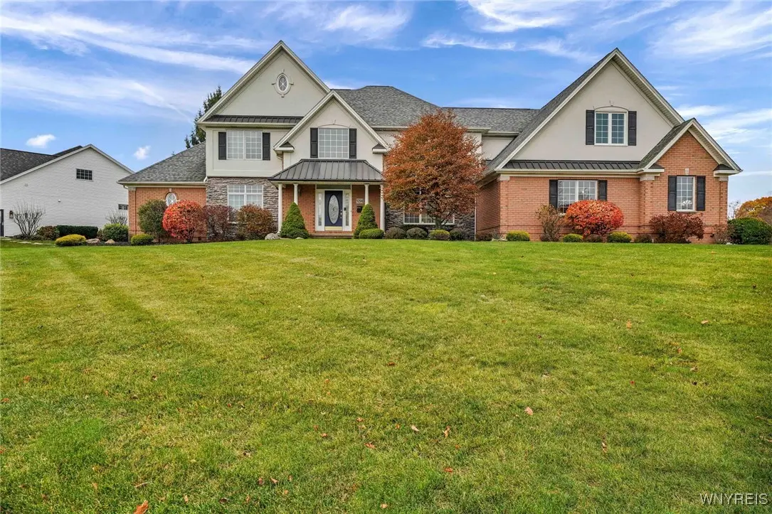 5294 Briercliff Drive, Hamburg, NY 14075 - Image #1