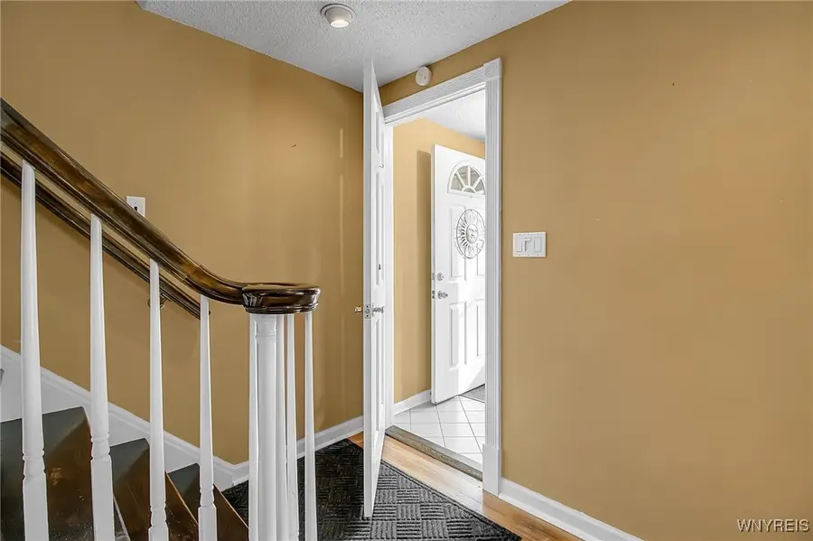 605 Roycroft Boulevard, Buffalo, NY 14225 - Image #3