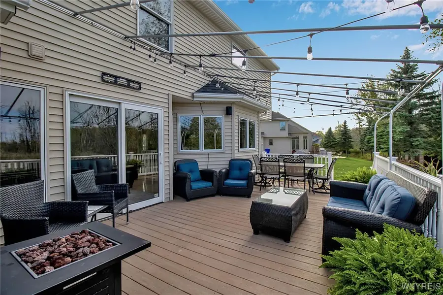 4692 Brentwood Drive, Buffalo, NY 14221 - Image #3