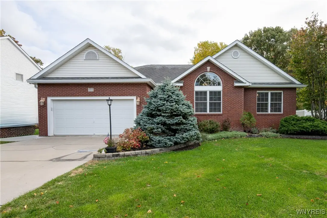 4707 Perry Court, Lewiston, NY 14092 - Image #1