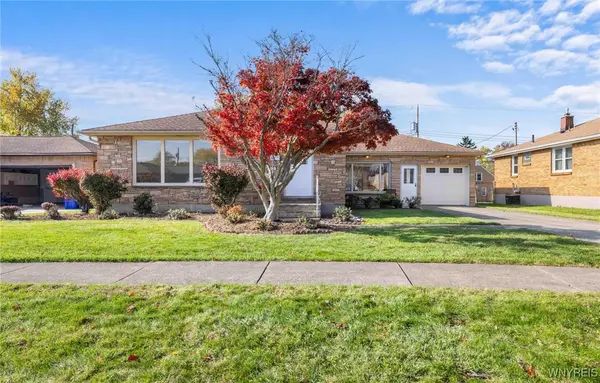 74 Pacecrest Court, Buffalo, NY 14224