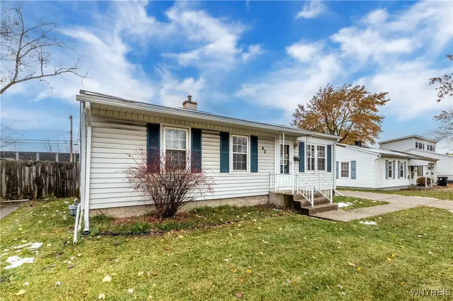 82 Penarrow Drive, Tonawanda, NY 14150 - Image #2