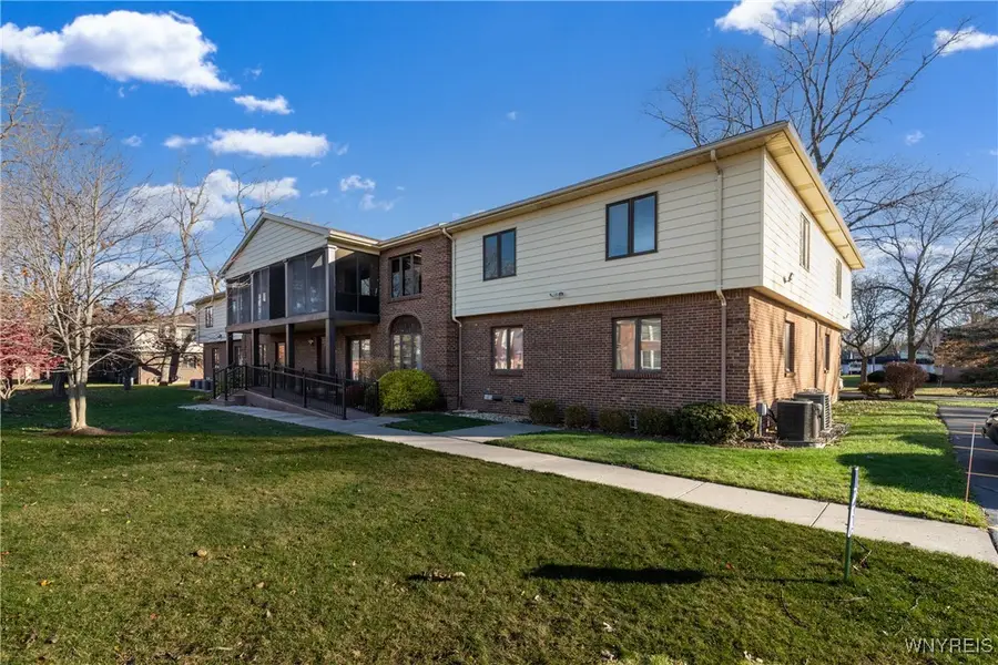 162 Peppertree Drive #B, Buffalo, NY 14228 - Image #2