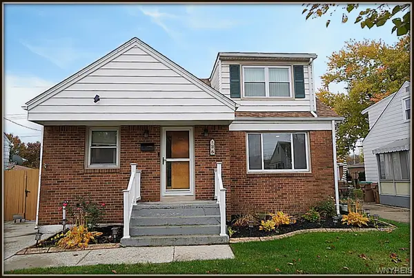 25 Mcnaughton Avenue, Cheektowaga, NY 14225