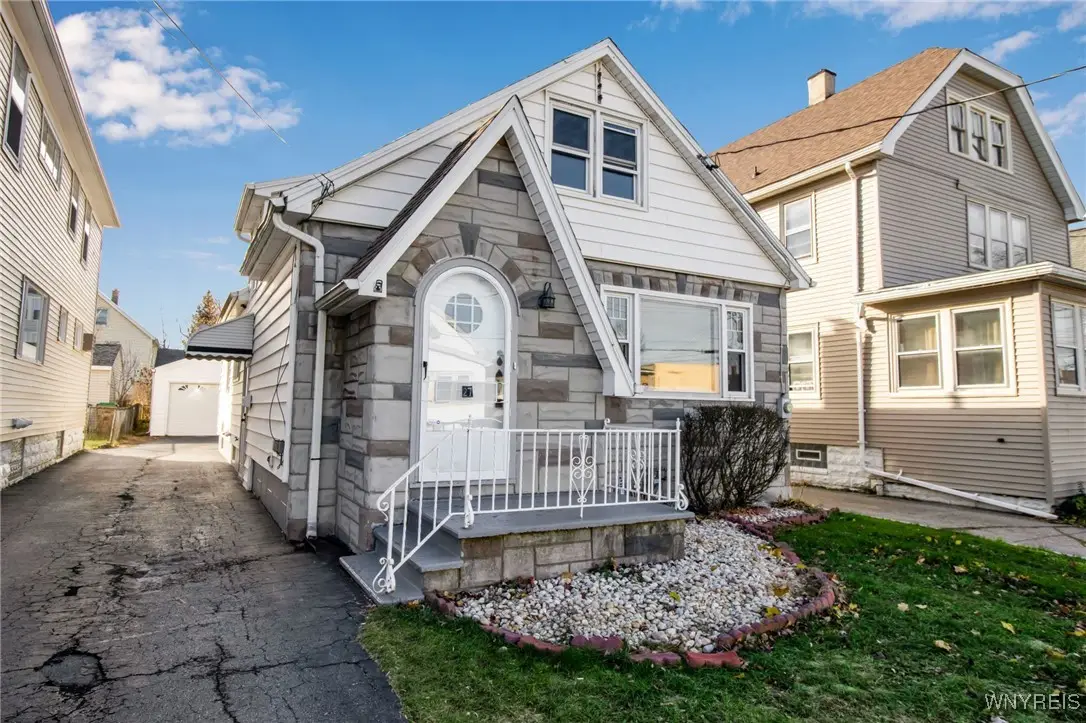 27 Adlon Place, Buffalo, NY 14225 - Image #1