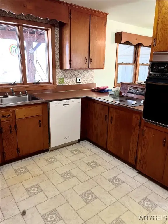 12156 Liberia Road, East Aurora, NY 14052 - Image #3