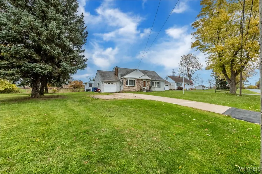 525 Irving Drive, Lewiston, NY 14092 - Image #3