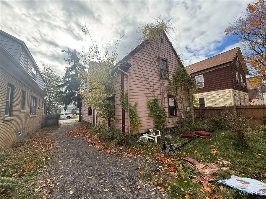 216 Lasalle Avenue, Buffalo, NY 14214 - Image #3