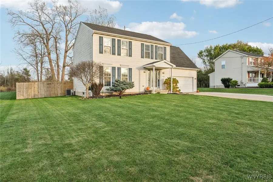 6023 Shoreham Drive, Lake View, NY 14085 - Image #3