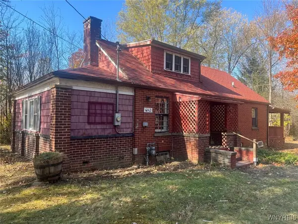 642 Monroe Avenue, Angola, NY 14006