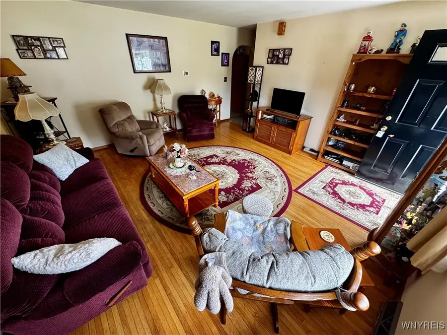 6160 Karen Avenue, Newfane, NY 14108 - Image #3