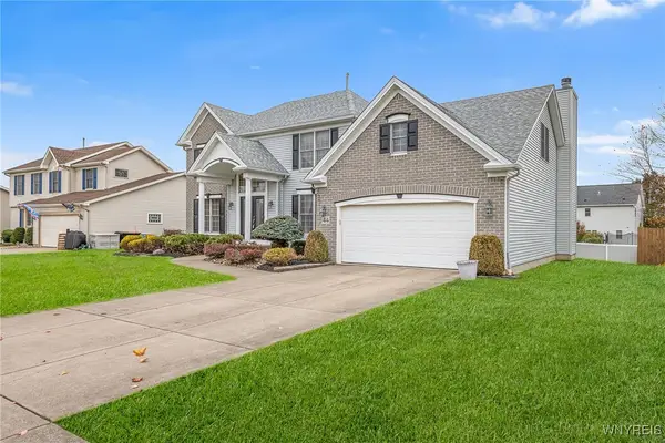 44 Apple Blossom Boulevard, Lancaster, NY 14086