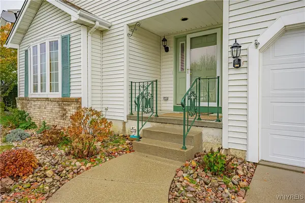 2400 Lake Mead Road, Niagara Falls, NY 14304