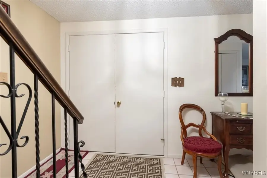 188 Heritage Farm Road, Buffalo, NY 14218 - Image #2