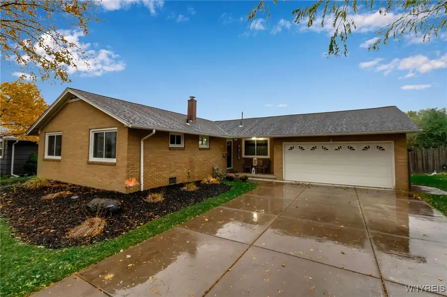 108 Sedgemoor Court, Williamsville, NY 14221 - Image #3