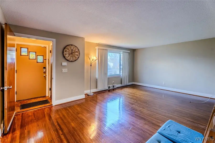 439 Capen Boulevard, Amherst, NY 14226 - Image #3