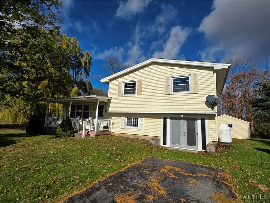 11893 Alps Road, Lyndonville, NY 14098 - Image #2