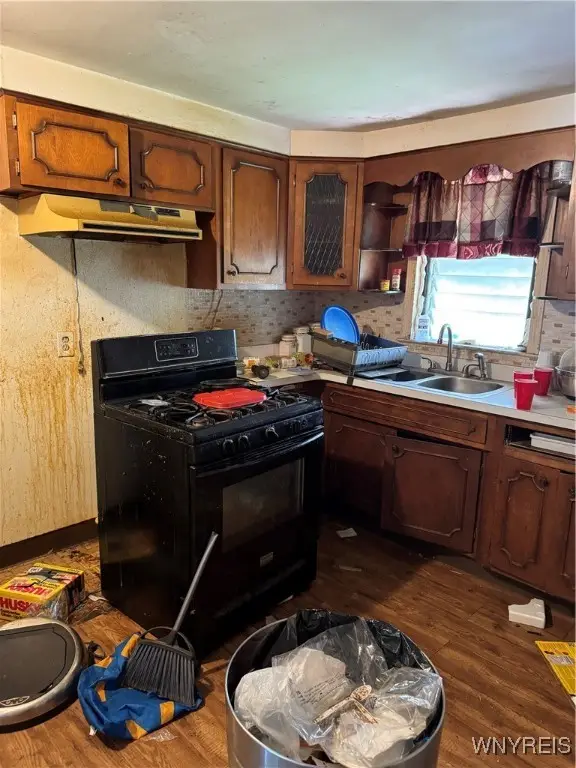 223 Phyllis Avenue, Buffalo, NY 14215 - Image #2