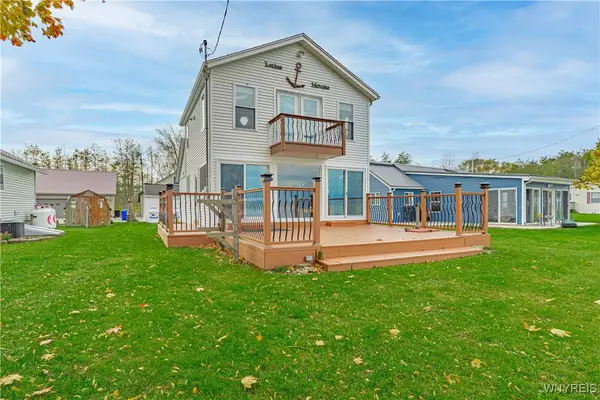 10867 Petrie Lane, Lyndonville, NY 14098