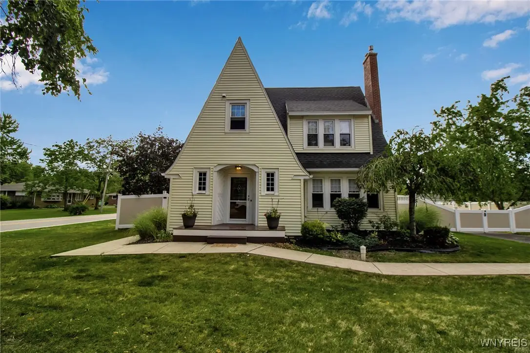 7196 Ward Road, North Tonawanda, NY 14120 - Image #1