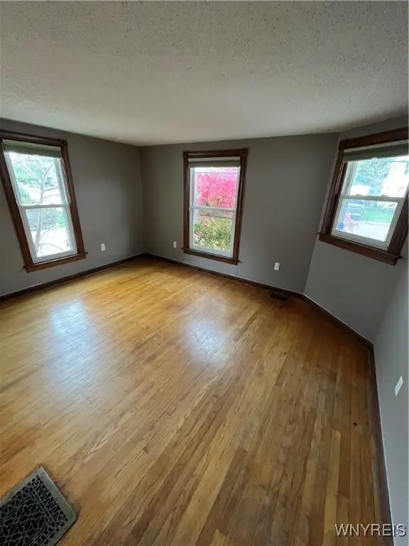 6067 East Avenue, Newfane, NY 14108 - Image #3