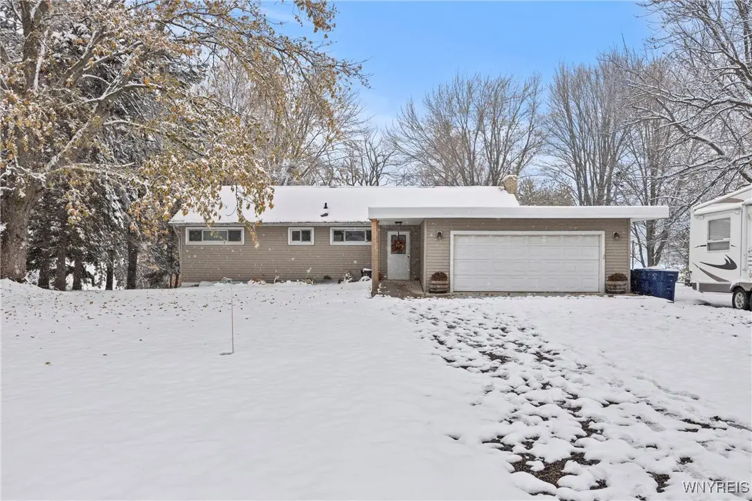 4775 Upper Mountain Road, Lockport, NY 14094 - Image #1