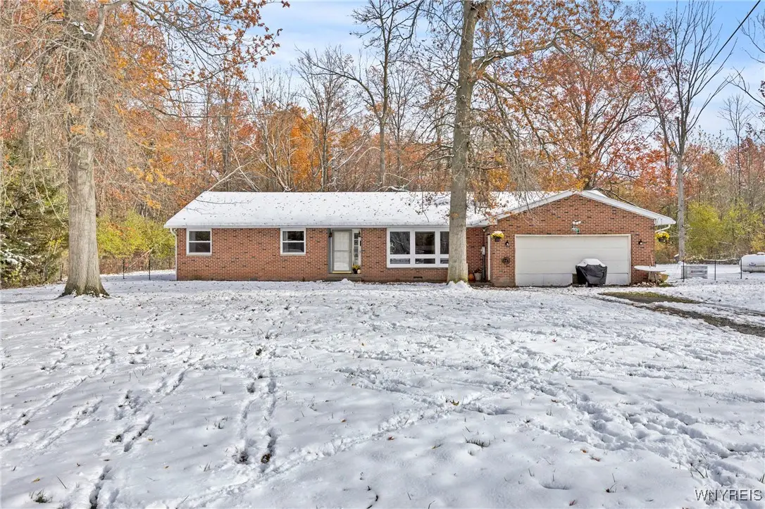 4037 Calkins Road, Youngstown, NY 14174 - Image #1