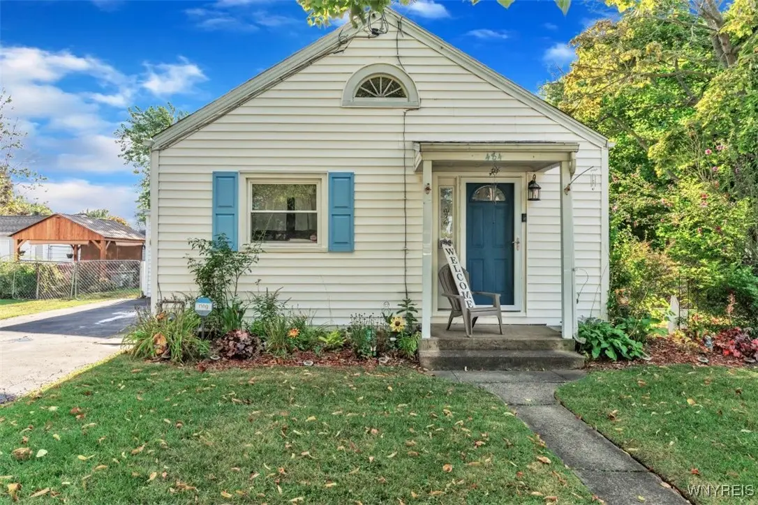 484 81st Street, Niagara Falls, NY 14304 - Image #1