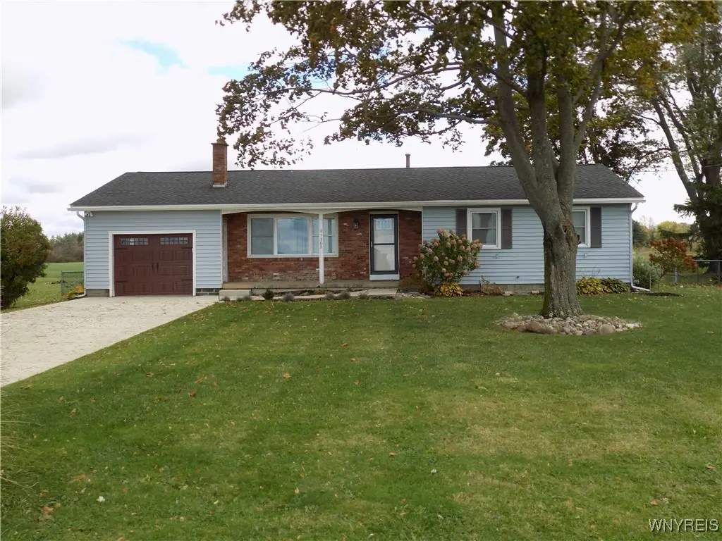 7305 Sisson Highway, Hamburg, NY 14075 - Image #1