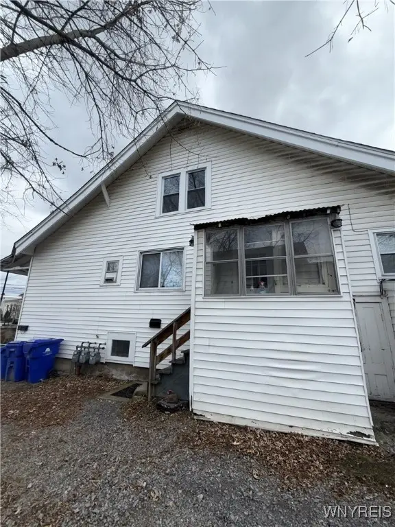 25 Kent Street, Buffalo, NY 14219 - Image #1