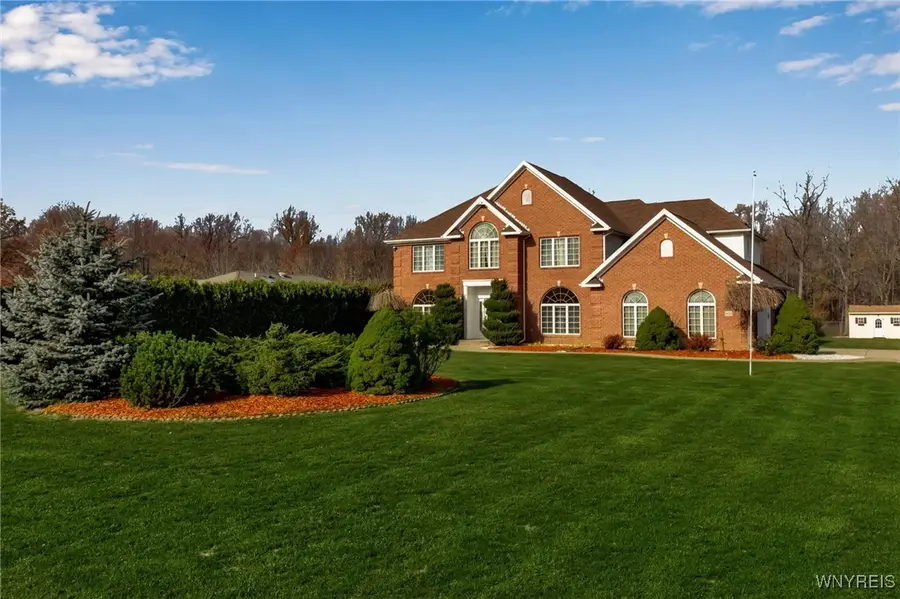 9420 Wehrle Drive, Clarence, NY 14031 - Image #2