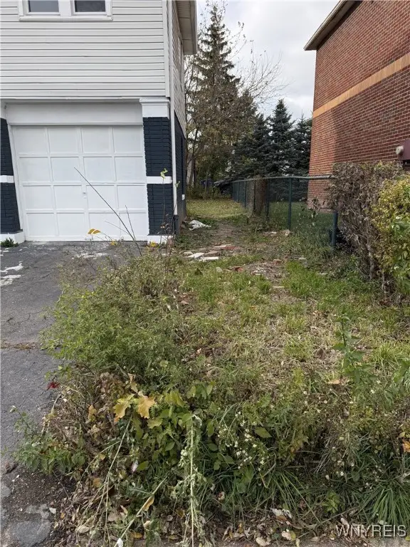 154 Harriet Avenue, Buffalo, NY 14215 - Image #2