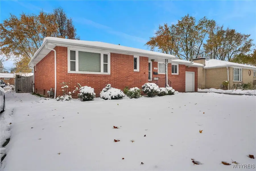 219 Forest Hill Drive, Buffalo, NY 14221 - Image #3