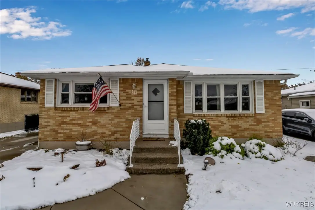 203 Lydia Lane, Cheektowaga, NY 14225 - Image #1