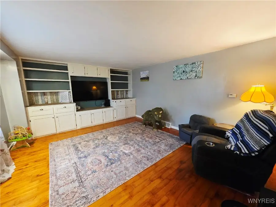 8447 Bunkerhill Road, Gasport, NY 14067 - Image #3