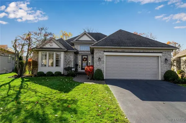 135 Lord Byron Lane, Buffalo, NY 14221