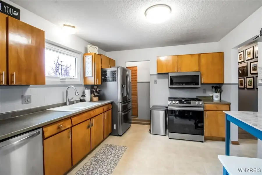 40 Rogers Drive, Depew, NY 14043 - Image #2