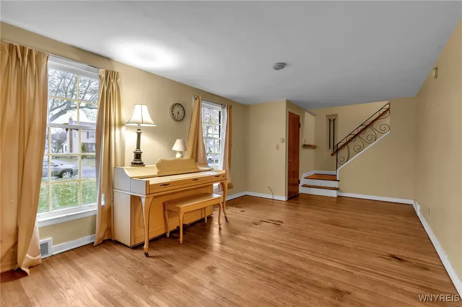 282 Hampton Parkway, Buffalo, NY 14217 - Image #3