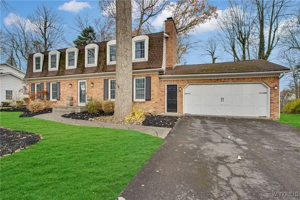 95 Wood Acres Drive, Amherst, NY 14051