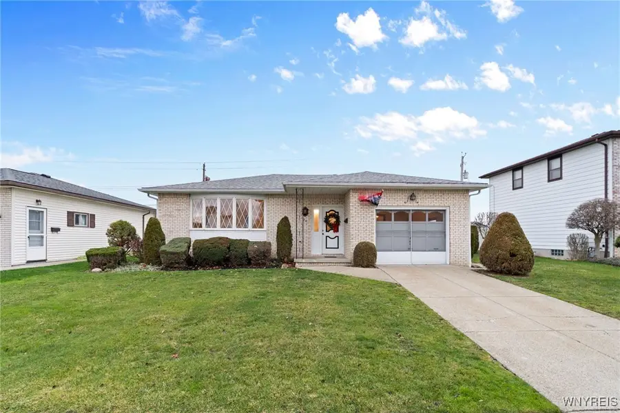 20 Fairoaks Lane, Buffalo, NY 14227 - #2