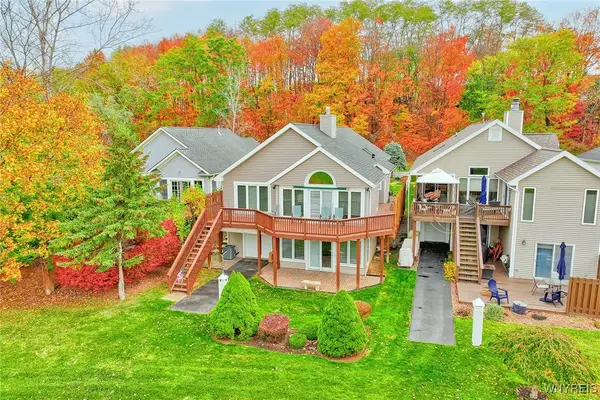 3201 Fairway 5, Walworth, NY 14568