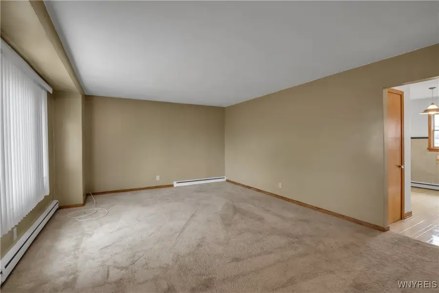 14 Flint Avenue, Akron, NY 14001 - Image #3