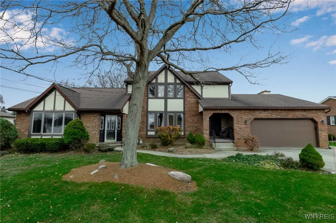 6848 Errick Road, North Tonawanda, NY 14120 - Image #1