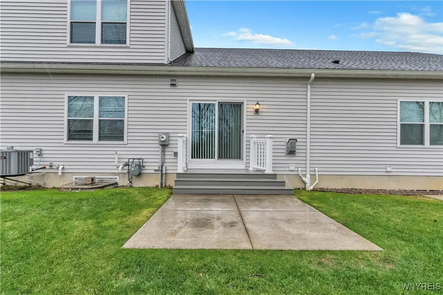 4298 Tisbury Lane, Hamburg, NY 14075 - Image #3