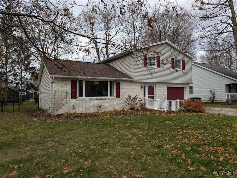 13 Crescent Drive, Akron, NY 14001 - Image #3